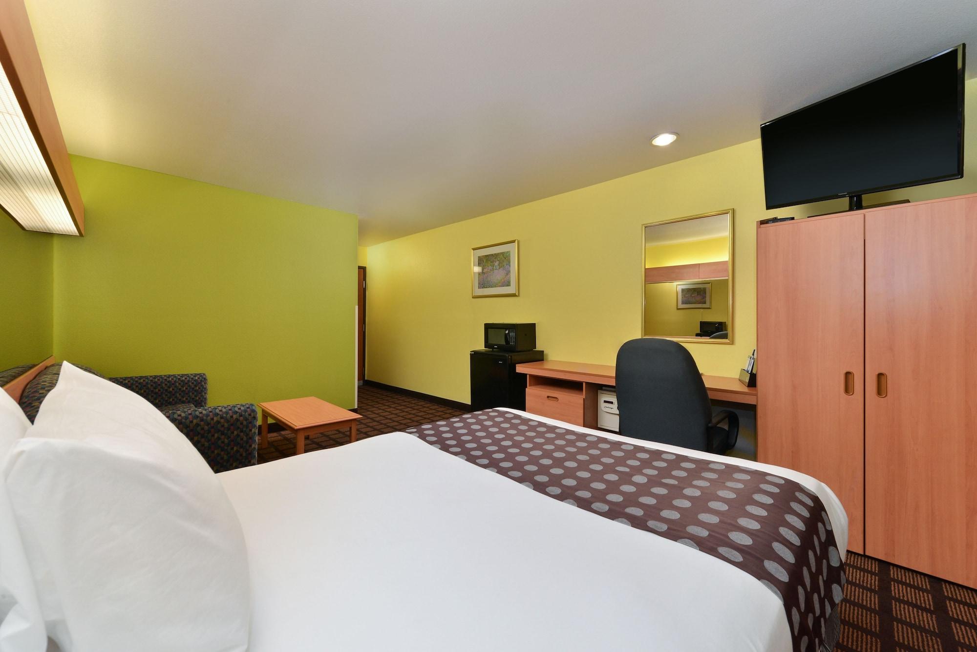 Microtel Inn & Suites By Wyndham Ft. Worth North/At Fossil Fort Worth Eksteriør bilde