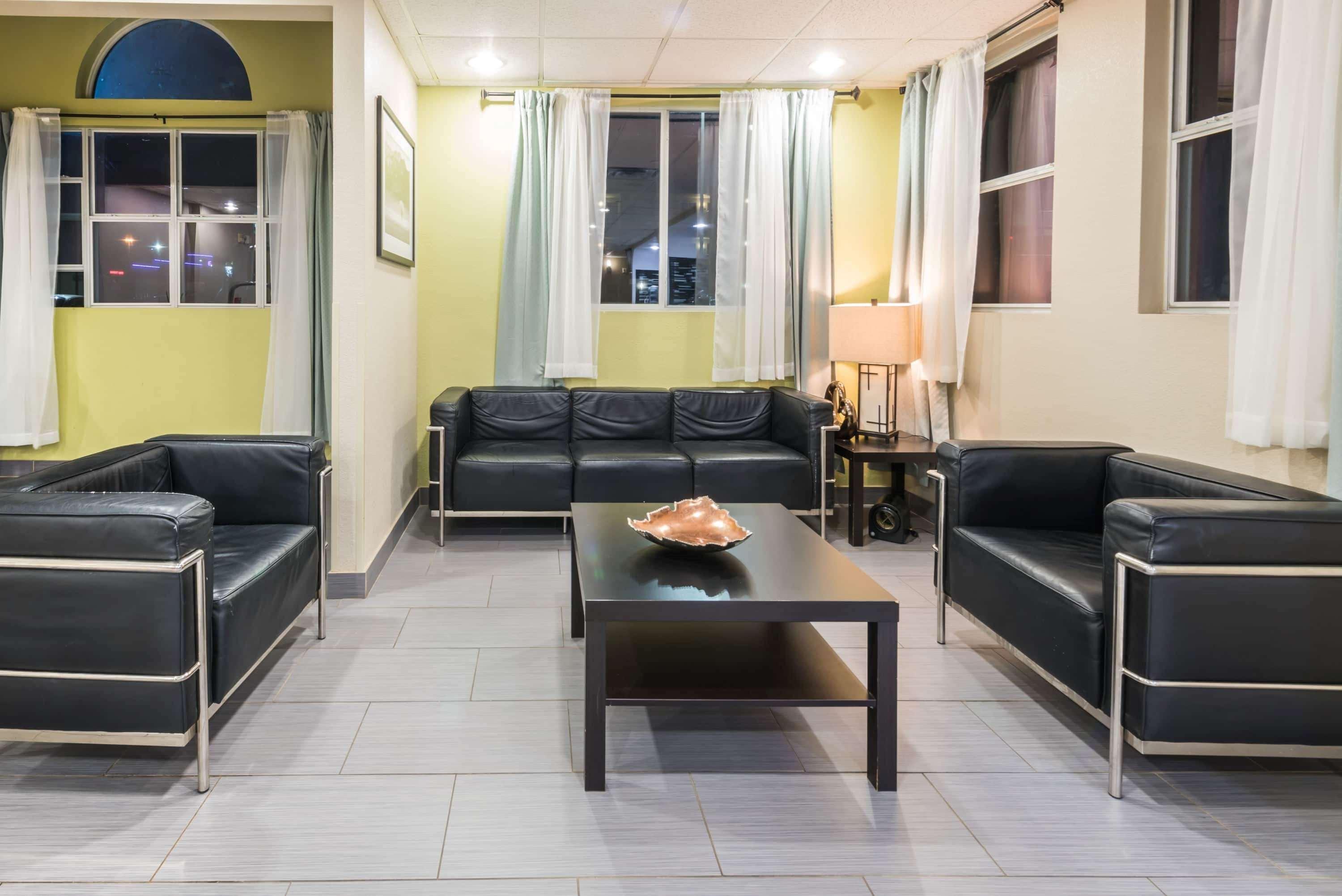 Microtel Inn & Suites By Wyndham Ft. Worth North/At Fossil Fort Worth Eksteriør bilde